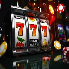 Giao diện sảnh game hz88i với Slot Online và Live Casino trên điện thoại